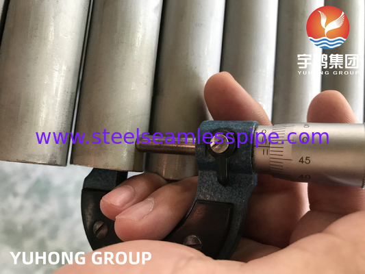 Бесшовная труба из аустенитной нержавеющей стали ASME SA312 TP304L для теплообменника