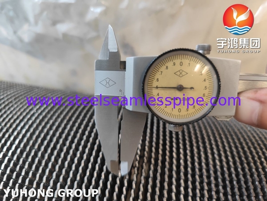 ASTM A312 TP347 Нержавеющая сталь с застегнутой спиральной спиралью HFW высокочастотная сварная трубка с перепонкой
