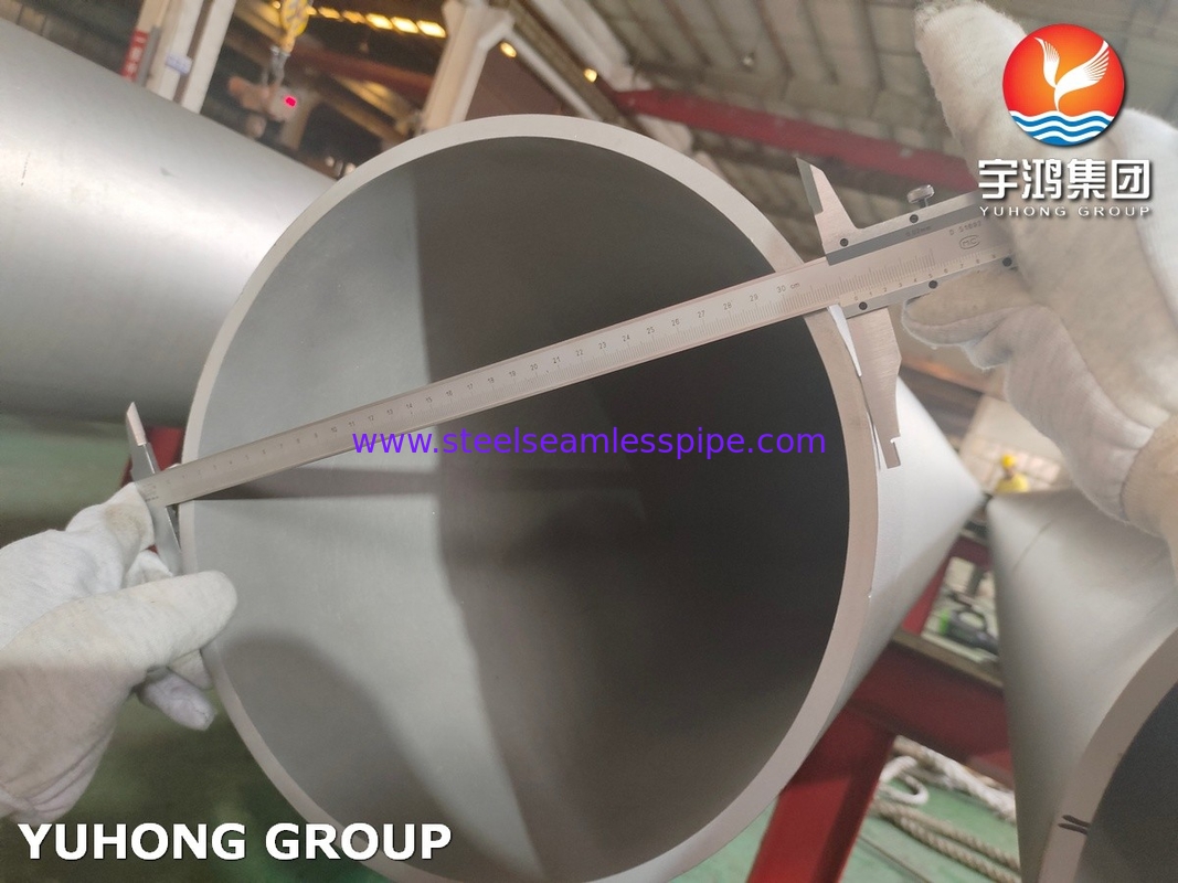 ASTM A312 TP316L Бесшовные трубы из нержавеющей стали, маринованные и отжиженные для применения в нефтегазовых нефтехимических нефтеперерабатывающих заводах